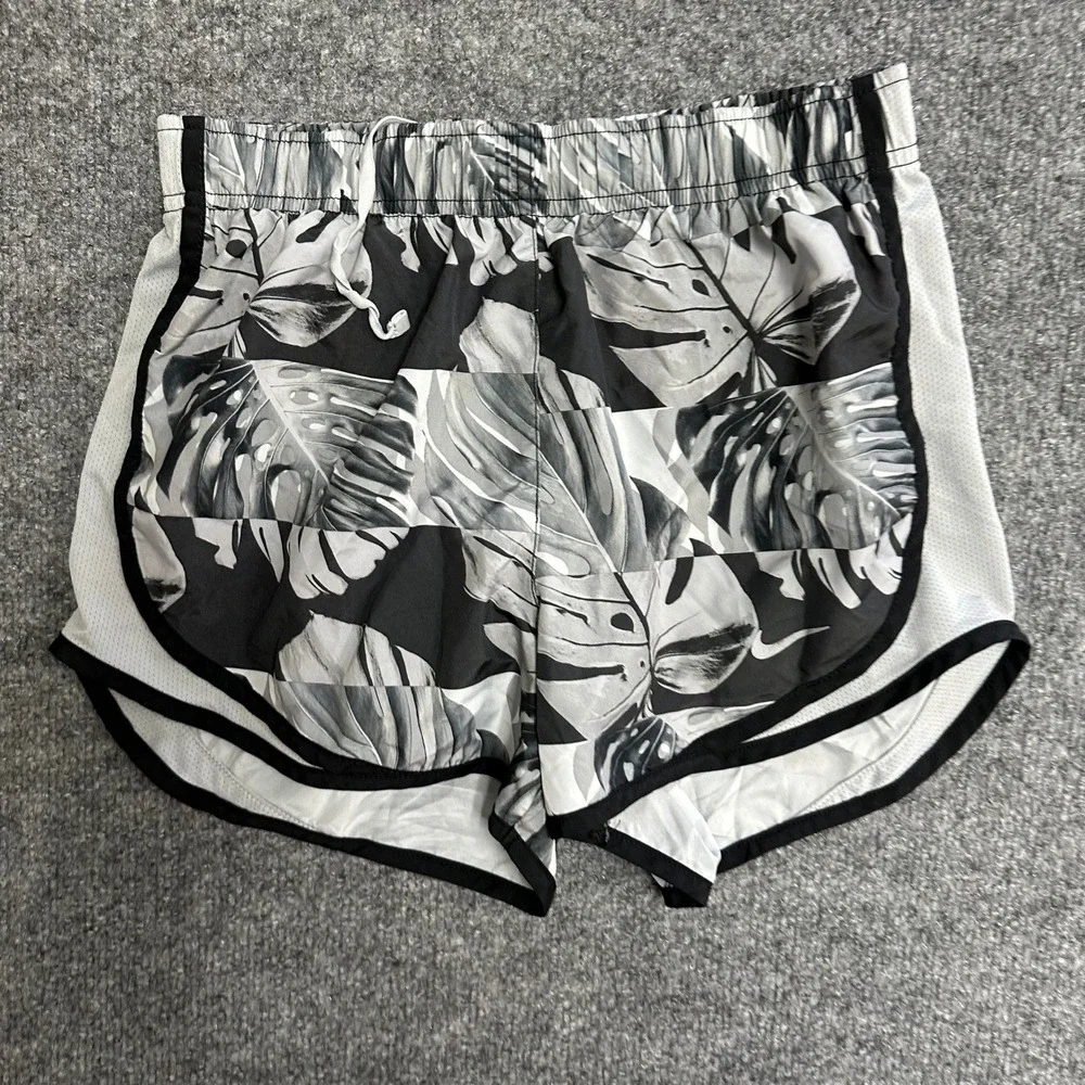Nike Shorts Womens Size XS Black White Tropical Leaf Dri-Fit Running Athletic